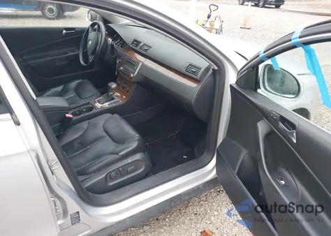 2007 Volkswagen Passat 3.6 из США, поврежденный, VIN WVWVU93C07E007533